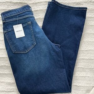 NWT Forever21 90’s fit jeans